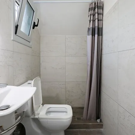 Sara Village Oasis * Berat