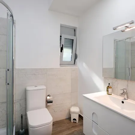 빌라 Sara Village Oasis 베라트